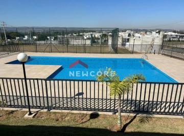Casa · 55m² · 2 Quartos · 2 Vagas · Casa de condomínio em  Avenida Três de Março - Aparecidinha - Sorocaba/SP