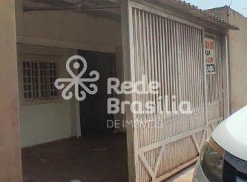 Casa · 145m² · 3 Quartos · 2 Vagas · QNQ 5 | Casa com 3 quartos - sendo 1 suíte - 1 vaga - kitnet - aceita financiamento - Ceilândia Nort
