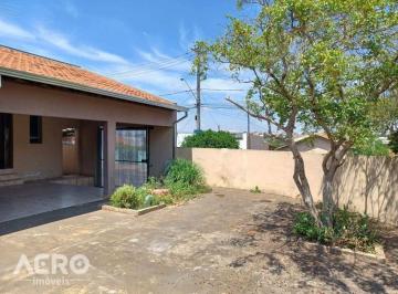 75d5ee0dad784d066c1ce36f89ffb360f5e368ce · Casa com quintal Jd Godoy