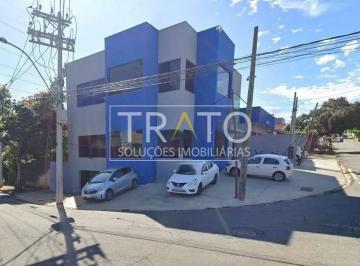 0 · Prédio comercial de esquina para venda, de 3 andares, na Chácara da Barra
