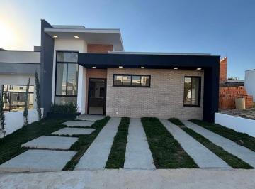 Casa · 100m² · 3 Quartos · 4 Vagas · Condomínio villagio Ipanema