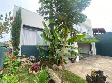 Casa · 162m² · 2 Quartos · 2 Vagas · Casa em Desvio Rizzo - Caxias do Sul