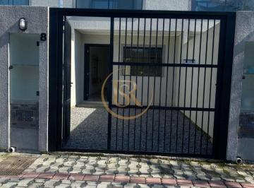 Sobrado à venda no bairro Vila Nova em Porto Belo · Sobrado à venda no bairro Vila Nova em Porto Belo