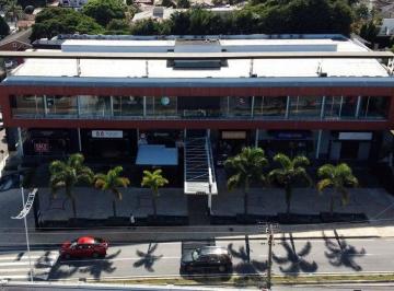 Comercial · 50m² · 1 Vaga · Sala comercial para locação em Atibaia