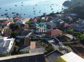 Casa · 550m² · 3 Quartos · 3 Vagas · Casa à Venda em Canto dos Ganchos, 3 Quartos, 2 Banheiros – R$650mil