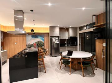 Casa · 180m² · 3 Quartos · 2 Vagas · Casa em Condomínio em Jardim Esmeralda - Marília, SP