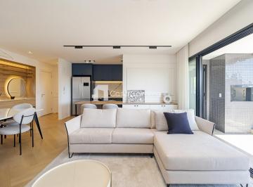 Apartamento · 197m² · 3 Quartos · 2 Vagas · Apartamento no Cabral com 3 quartos e sacada com c