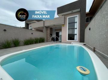 Casa · 78m² · 3 Quartos · 2 Vagas · CASA COM PISCINA MOBILIADA FAIXA MAR NO BALNEÁRIO