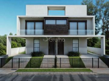 1 · Casa de 160m² com 3 suítes no bairro Daniela