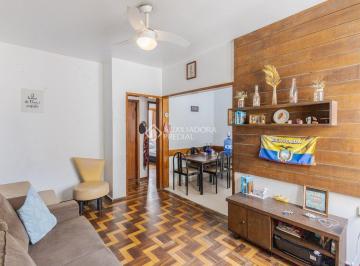 Apartamento · 49m² · 2 Quartos · Apartamento 2 quartos com churrasqueira no Santana, pertinho da URFGS, HPS e CLINICAS
