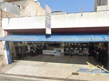 Comercial · 200m² · Galpão a Venda de 200m² com 1 escritório, 1 banheiro no centro de Osasco.