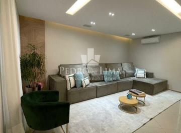 Casa · 168m² · 3 Quartos · 2 Vagas · Sobrado frontal, com fino acabamento, 3 quartos, sendo 1 suite, 2 vagas, area de 168,00 m2