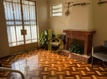 Casa · 216m² · 4 Quartos · 4 Vagas · Casa a venda no Planalto Paulista com 216m² 4 suítes e 4 vagas.