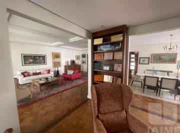 Apartamento · 350m² · 2 Quartos · 1 Vaga · Apartamento 02 dormitórios, 01 vaga em Bela Vista.