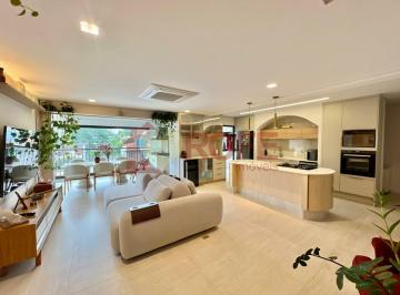 Apartamento · 130m² · 3 Quartos · 2 Vagas · Apartamento de Alto Padrão no Campo Belo - 130m² Mobiliado