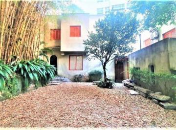 Comercial · 113m² · 5 Quartos · 3 Vagas · Casa comercial na Rua Piauí, N. 1164 - Casa 8 • 113 m²