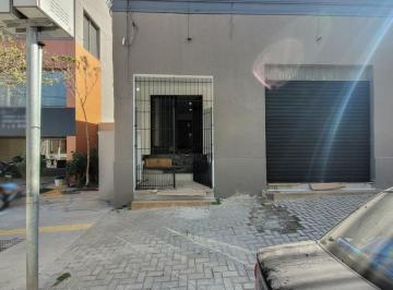 Comercial · 250m² · 5 Quartos · 1 Vaga · Loja na Avenida Adolfo Pinheiro, N. 1993 • 250 m²