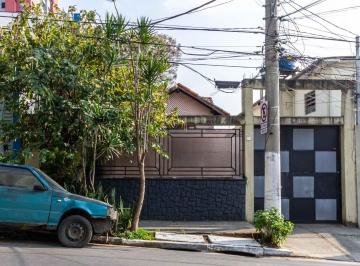 Comercial · 350m² · 9 Quartos · 5 Vagas · Casa comercial na Rua Dom Bernardo Nogueira, N. 59 - Casa • 350 m²