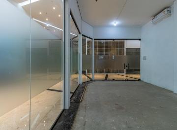 Comercial · 17m² · 1 Quarto · Loja em galeria na Rua Joaquim Murtinho, N. 42 - Loja 33 • 17 m²
