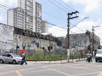 Comercial · 360m² · 2 Vagas · Terreno na Viaduto Alcântara Machado, N. 2049 • 360 m²