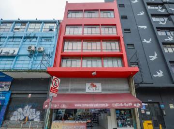 Comercial · 750m² · Prédio comercial na Avenida Prestes Maia, N. 454 • 750 m²