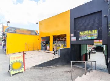 Comercial · 750m² · 5 Vagas · Loja na Avenida Carlos Lacerda, N. 358 - Loja 02 • 750 m²