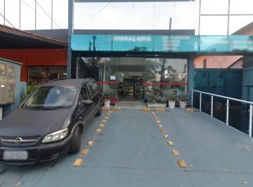 Comercial · 440m² · 4 Quartos · 6 Vagas · Loja na Rua Domingas Galleteri Blotta, N. 176 • 440 m²