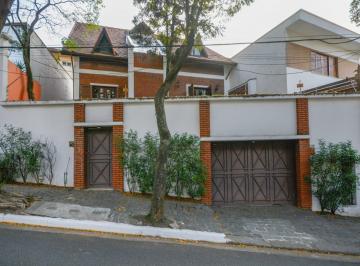 Comercial · 362m² · 9 Quartos · 5 Vagas · Casa comercial na Avenida Rubem Berta, N. 1216 - Casa • 362 m²