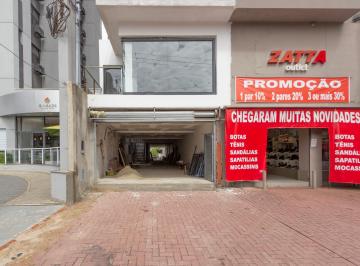 Comercial · 440m² · 3 Quartos · 1 Vaga · Loja na Rua Professor Manoelito de Ornellas, N. 70 • 440 m²