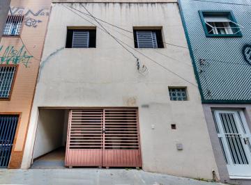 Comercial · 140m² · 2 Quartos · 1 Vaga · Casa comercial na Rua Padre Chico, N. 403 • 140 m²