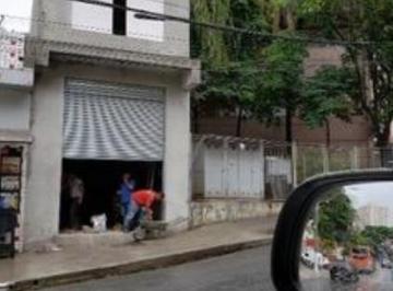 Comercial · 113m² · Loja na Avenida Diógenes Ribeiro de Lima, N. 2407 • 113 m²