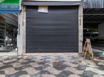 Comercial · 54m² · Loja na Rua Vitória, N. 147 • 54 m²