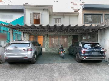 Comercial · 200m² · 9 Quartos · 3 Vagas · Casa comercial na Rua Osório Duque Estrada, N. 37 • 200 m²
