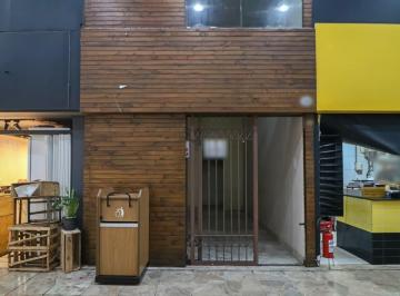 Comercial · 24m² · Loja em galeria na Avenida Brigadeiro Faria Lima, N. 1827 - Loja 44 • 24 m²