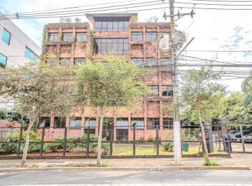 Comercial · 924m² · 20 Vagas · Prédio comercial na Avenida Queiroz Filho, N. 700 • 924 m²