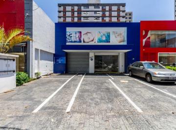 Comercial · 400m² · 8 Vagas · Loja na Alameda dos Nhambiquaras, N. 502 • 400 m²
