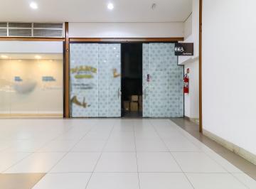 Comercial · 55m² · Loja em galeria na Rua Verbo Divino, N. 986 - Loja 10 • 55 m²