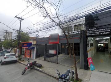 Comercial · 250m² · 1 Vaga · Sobreloja na Avenida Santa Catarina, N. 639 • 250 m²