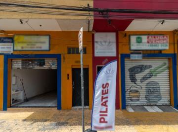 Comercial · 300m² · Loja na Alameda dos Maracatins, N. 1109 • 300 m²