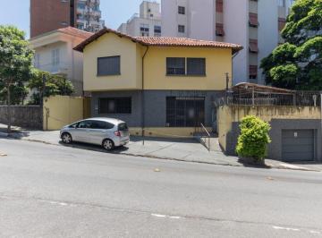 Comercial · 250m² · 1 Vaga · Casa comercial na Rua Henrique Schaumann, N. 1196 • 250 m²