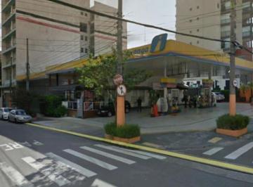 Comercial · 623m² · 10 Vagas · Loja em posto na Rua Brigadeiro Galvão, N. 772 • 623 m²