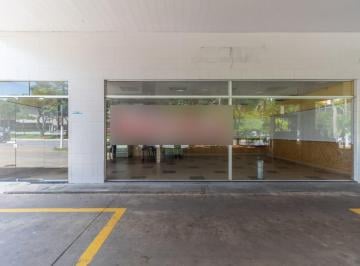 Comercial · 98m² · Loja em posto na Avenida Luiz Dumont Villares, N. 1422 - Loja 1 • 98 m²