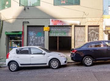 Comercial · 170m² · 1 Quarto · Loja na Rua Guamiúma, N. 10 • 170 m²