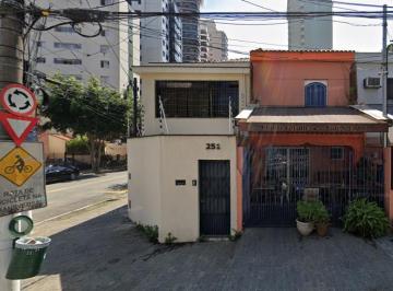 Comercial · 200m² · 2 Vagas · Casa comercial na Rua Áurea, N. 251 • 200 m²