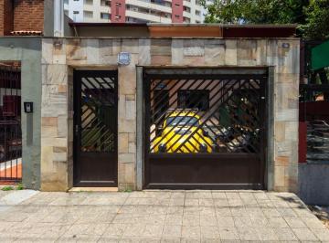 Comercial · 195m² · 1 Vaga · Casa comercial na Rua Doutor Bacelar, N. 643 • 195 m²