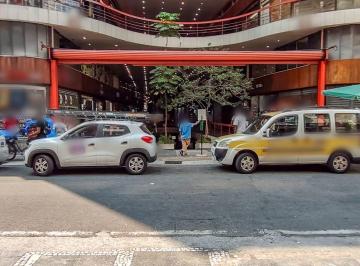 Comercial · 24m² · 2 Quartos · Loja em galeria na Avenida São João, N. 439 - Loja 432 • 24 m²