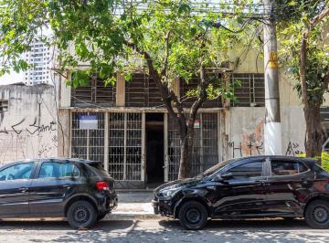 Comercial · 70m² · 2 Quartos · Loja na Avenida Álvaro Ramos, N. 2481 • 70 m²