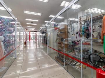 Comercial · 7m² · Loja em galeria na Rua Teodoro Sampaio, N. 2387 - Loja 22 • 7 m²