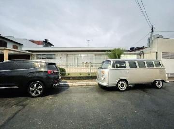 Comercial · 507m² · 4 Quartos · 6 Vagas · Casa comercial na Rua Wadih Mattar, N. 32 • 507 m²