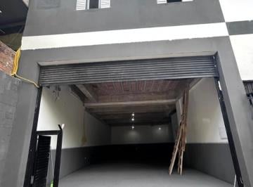 Comercial · 200m² · 1 Quarto · 3 Vagas · Galpão na Rua Nelson Brissac, 448 • 200 m²